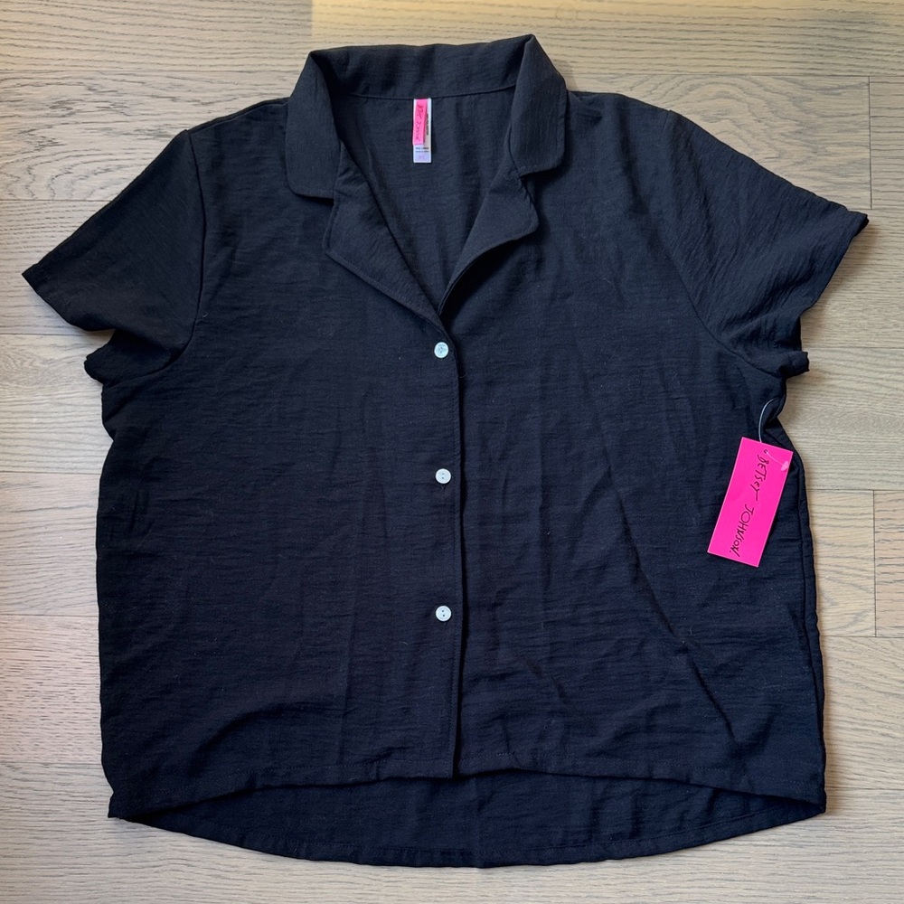 NWT Betsey Johnson top